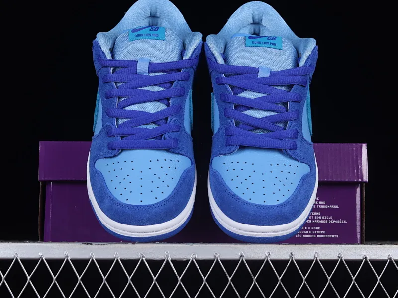 All categories Nk SB Dunk series Nk SB Dunk Low low-top sneakers M version pure original Nk SB Dunk Low Blue Raspberry blue raspberry SB low-top sports and leisure sneakers DM0807-400